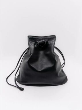 Casa Ayllón Casilda Pouch in Black